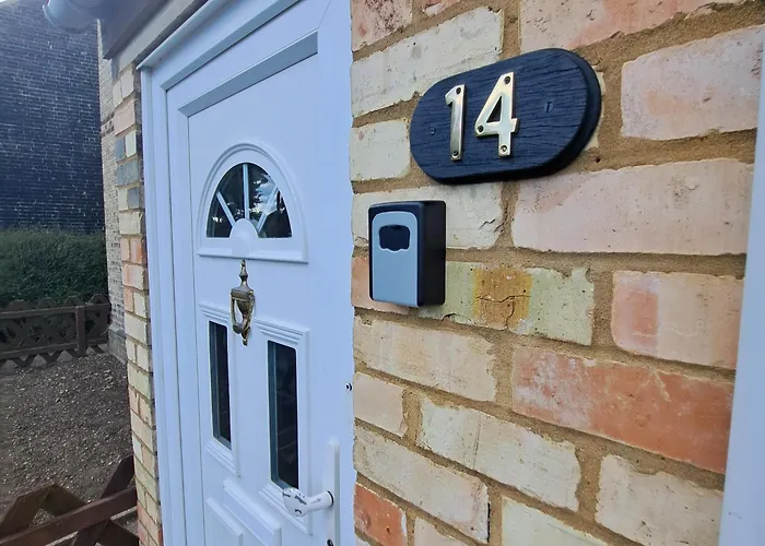 Generous 3 Bed In The Heart Of The Village