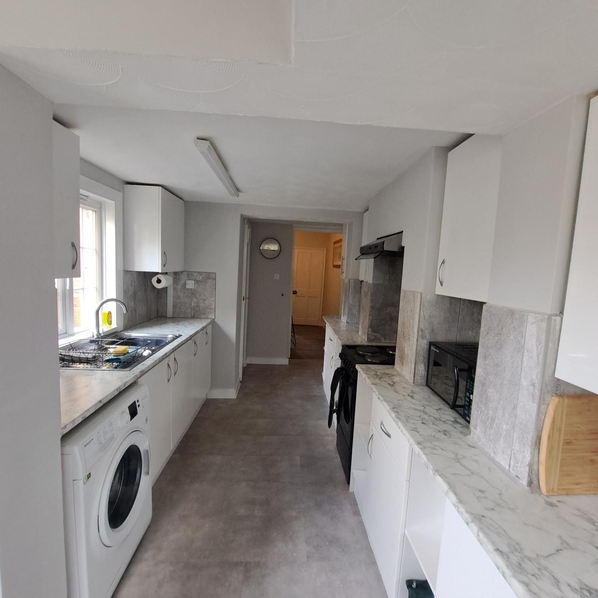 Generous 3 Bed In The Heart Of The Village