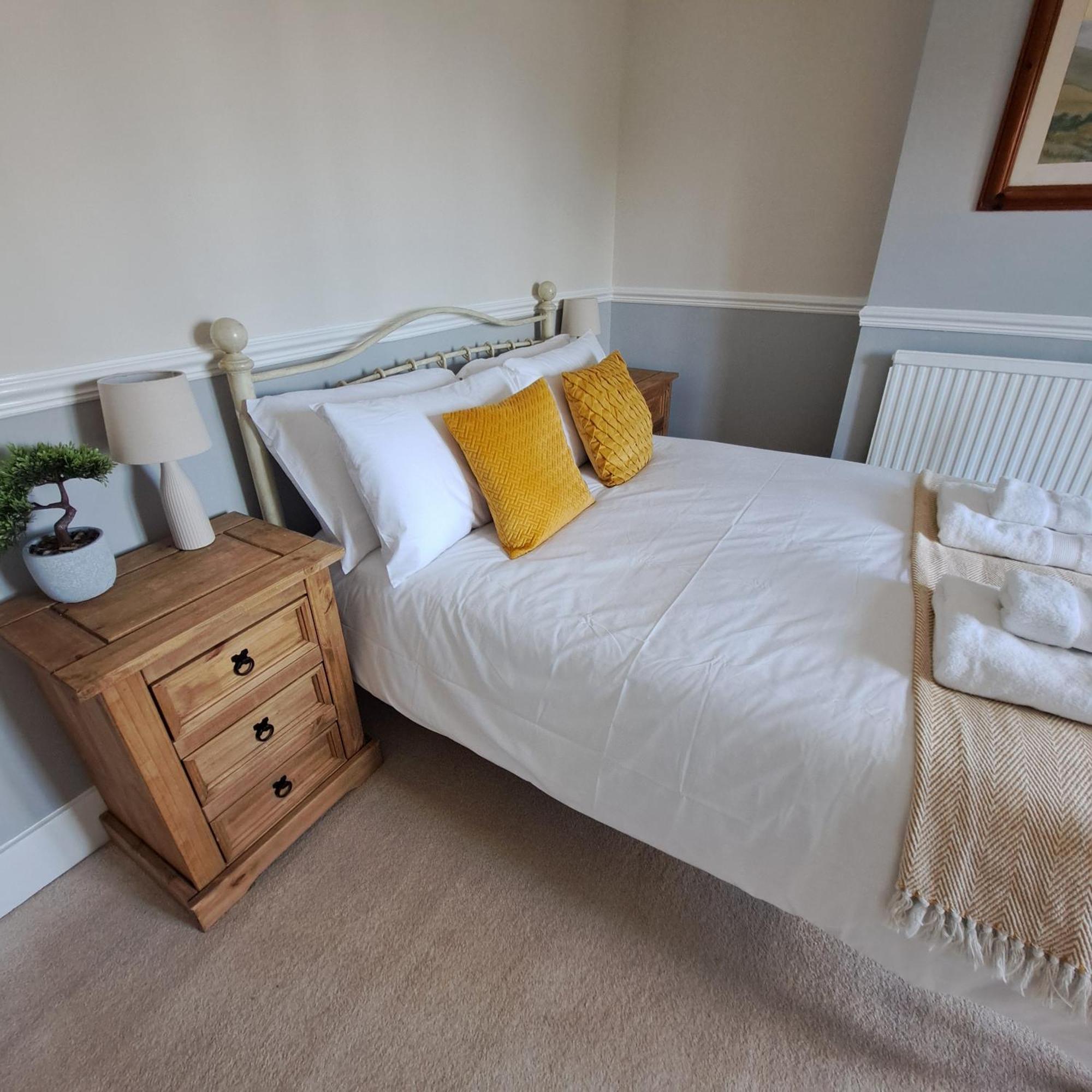 Holiday home Generous 3 Bed In The Heart Of The Village *